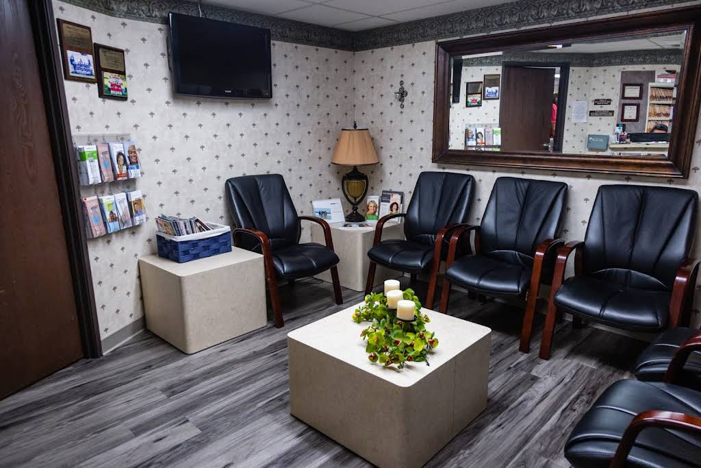 Dentist in Corona, CA